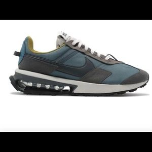 Nike Air Max Pre-Day LX size 9.5 Men’s